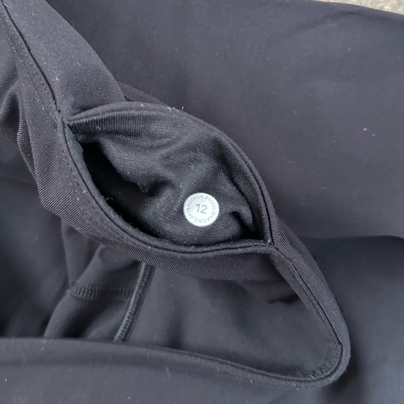 Lululemon Wunder Under Crop Mid Rise Full On Luxtreme 21” Black Size 12 - Picture 7 of 8